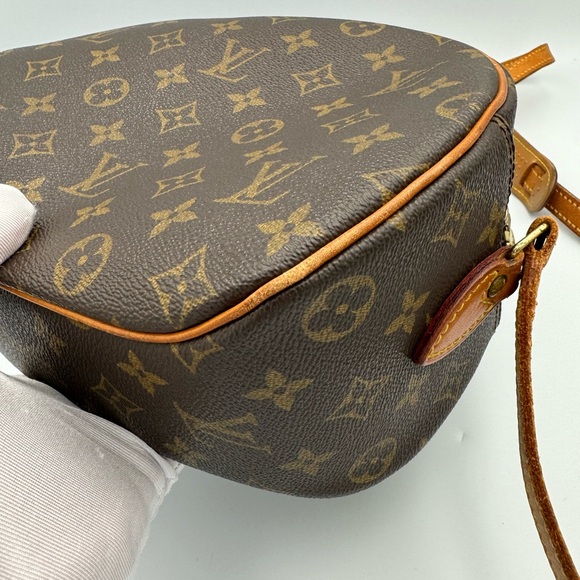 100% Authentic Louis Vuitton Blois - Picture 10 of 16